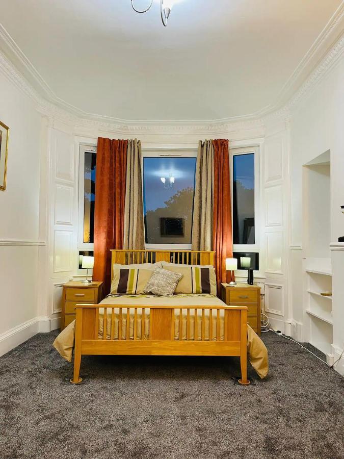 Lovely 2-Bedroom Flat In Centre 爱丁堡 外观 照片